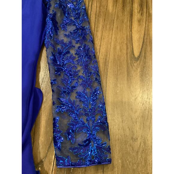 Tadashi Shoji DELTA OFF-THE-SHOULDER SEQUIN CREPE GOWN Saphire blue LG19341LX - Picture 14 of 16